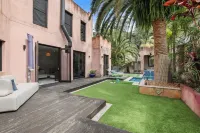 LUXE THIRROUL RESORT HOME, POOL, SPA, HOME THEATER ROOM SLEEPS 12 Hotels in Thirroul