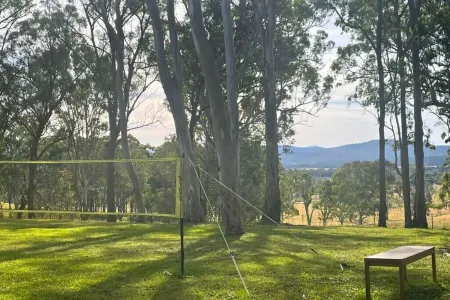 Bushland Escape: A rural bush setting on acreage suitable for small groups