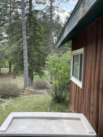 Cozy & Private Upper Michigan Riverfront Cottage With 970 ft. Of River Frontage!