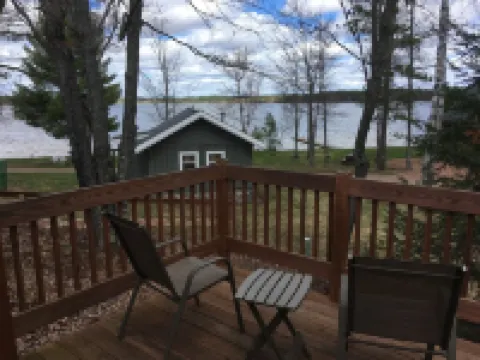 Cozy Cabin Getaway - Studio on ATV & Snowmobile Trail with Hi Speed WiFi