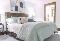 Lakefront Retreat in Quite Cove on Luxurious Lake Toxaway Hotels in Hogback