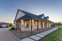 Modern 5 bedroom Farm House