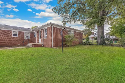 Hatch Haven, by ReNew Rentals, WiFi, and Dogs Welcome Hotel a Colbert County