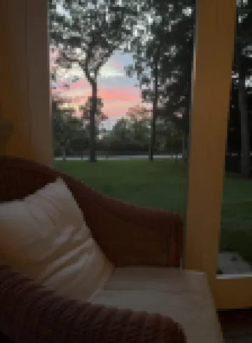 East Hampton: Chic 4 bed, Water Views, Walk to Beach, 5 min drive to Amagansett