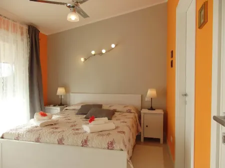 Casacilla, modern semi-detached villa with view and garden Отели в г. Quartu Sant'Elena