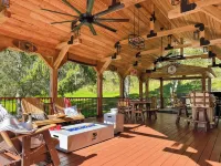 Luxurious Ellicottville Chalet with view of slopes & min to town! Pet Friendly!