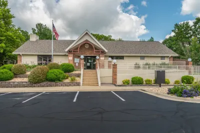 2BD 2BA WALK-IN CONDO INDOOR/OUTDOOR POOL HOT TUB