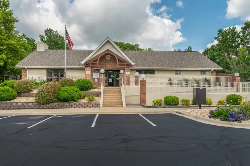 2BD 2BA WALK-IN CONDO INDOOR/OUTDOOR POOL HOT TUB