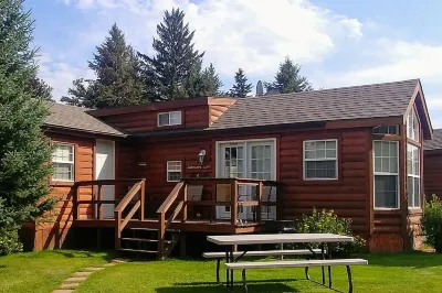 Antelope Loft: Cabins @ Creekside #6