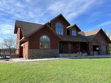 Biwabik Bunkhouse near Giants' Ridge Отели в г. Уайт