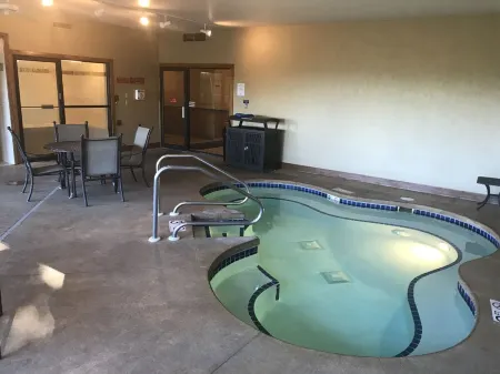 Modern condo in scenic Egg Harbor! Heart of Door County!