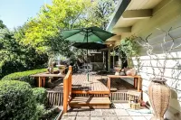 Olympic Trials - 3 miles to Hayward Field! Hotels near Island Park
