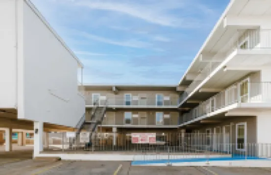 1 BR Wildwood Condo, Slps 4, w/Ocean Views, Pool, WiFi, Xbox, Near Everything