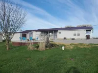Country's Edge #2 Near the Ark Encounter! Hotels in Pendleton County
