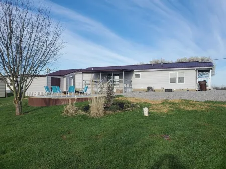 Country's Edge #2 Near the Ark Encounter!