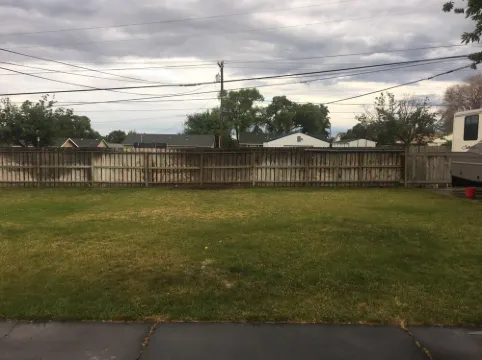 Moses Lake Duplex Duex Home 3 Bedrooms 1 Bath