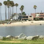 Bunni's Beach Condo ~ WOW !!  Free assigned parking!  Calendar up to date...