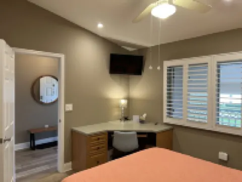 Luxury Waterfront Condo on Bouchelle Island NSB