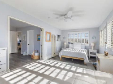 Strandcastle - Oceanview  - Dog Yard - SO much Parking! - Steps from Sand Hotels in Oceano