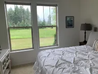 4 bed 5 acre rambler.Centrally located -Glacier Park, Columbia Falls, Whitefish