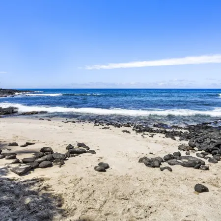 Kona Reef Resort Condo F16 - 10% Discount on 7 Day Booking