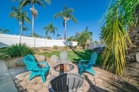 Spacious Paradise - Game Room, Legoland, Hot Tub, Private Gym