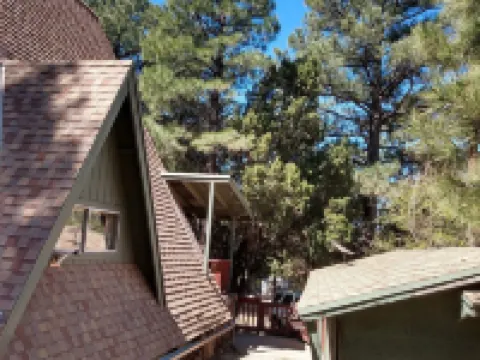 Cool 'A' frame cabin in the ponderosa pines. Hotels in Heber