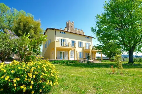 WONDERFUL FARMHOUSE " IL CASALE DEL GELSO" NEAR ROME AND THE SEA. Hotel a Genzano di Roma