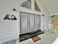 Ocoee Getaway￼ house with hot tub and fire pit