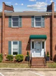 NEW Trendy Midtown Vibes Townhouse, Fenced Yard