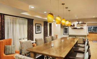 Hampton Inn Shawnee
