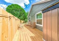 Independent Cottage | 3 BR Home | Deck & Patio Hotels in North Houston