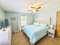 Beautiful and relaxing house on Long Lake