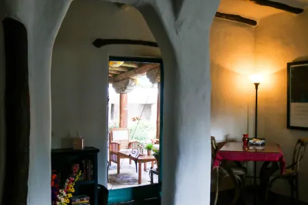 Casita Florecita - downtown Hacienda de Las Cruces Отели рядом с достопримечательностью «Museum of Nature & Science»