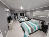 Woman Lake Beach House - Family Reunion - Private 100' Wide Beach - Balkoner
