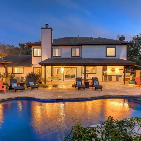 North Austin Oasis near Domain  20 min to Downtown