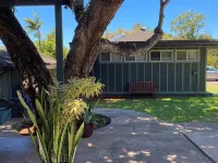 Two Bedroom Paia Beach House Less in the middle of all the North Shore beaches
