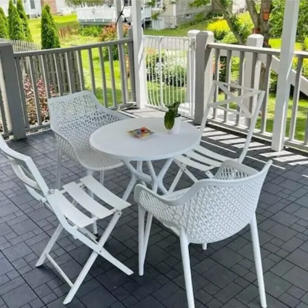3BR, Sleeps 6, Onsite Parking & Gym Access