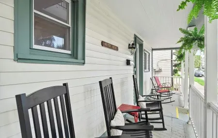 Lovely 4-bedroom home nestled in the picturesque downtown of Saratoga Springs