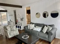 Waterfront Condo-Shop-Kayak-Beach-Bike-Boat-Restaurants-Outdoor Heated Pool-Fun