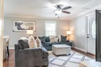 Raleigh Home w/ Land and Hot Tub!