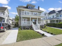 Oceanview 4 Houses to Beach!  6 Beach Passes, Chairs, Towels, Umbrellas Included Hotels in Belmar