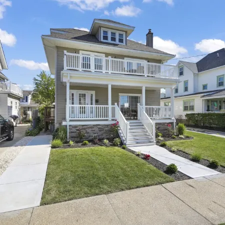 Oceanview 4 Houses to Beach! 6 Beach Passes, Chairs, Towels, Umbrellas Included
