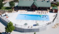 !!! 2 Miles from Silver Dollar City !!! A Must See!!! A Great Place to Stay. - Villas
