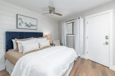 Brand New As seen on HGTV! Deluxe Beachfront Villa W Beautiful Ocean Front Views
