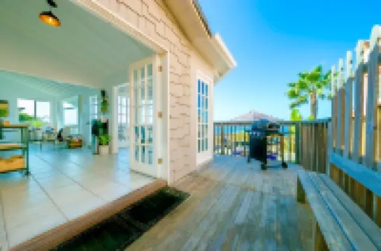 Cardiff Beach Cottage, Unobstructed Ocean View, .5 Miles to Sand!