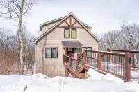Designer Home: A+ Views HotTub Pool GameRoom Grill