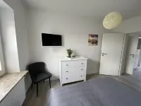 Mila vacation apartment with direct sea view and small sauna Hotels in Laboe