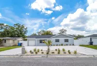 3/2 Renovated Wifi/HotTub Hotels in Egypt Lake-Leto