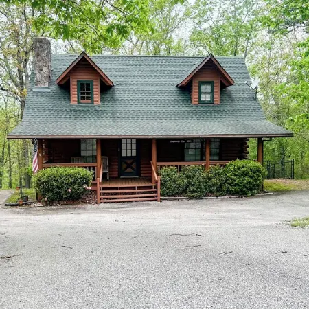 Visit Shepherd's Den for July 4th! - Fiber Wifi - Close to Callaway Gardens